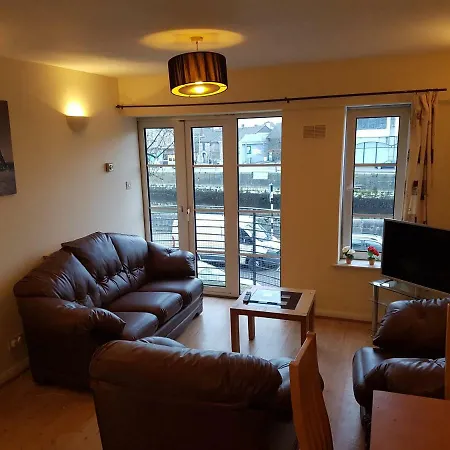 Cosy 3 Bedroom City With Great View Apartament Cork