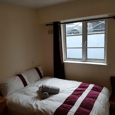 Cosy 3 Bedroom City With Great View *